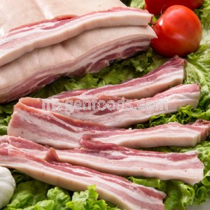 Costilla de Cerdo ((Con Cuero)) Sin Hueso Fileteada 1kg COD.184