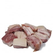 Costilla de Cerdo ((Con Cuero)) *Sin Hueso en Cubos 1kg COD.183