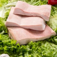 Tocino de Cerdo c/ Cuero 1kg COD.202