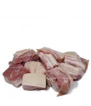 Costilla de Cerdo ((Con Cuero)) *Sin Hueso en Cubos 1kg COD.183